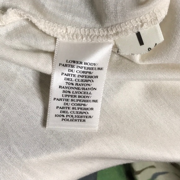 Ann Taylor sleeveless top - Picture 5 of 5